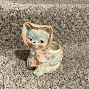 Vintage Relpo Kitten/Cat Planter/ Figure Planter